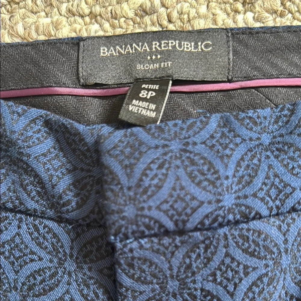 Banana Republic Women’s Dark Blue Patterned Dress Pants - Picture 2 of 3